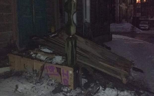 У дома Алабина в Рязани обвалилась входная группа
