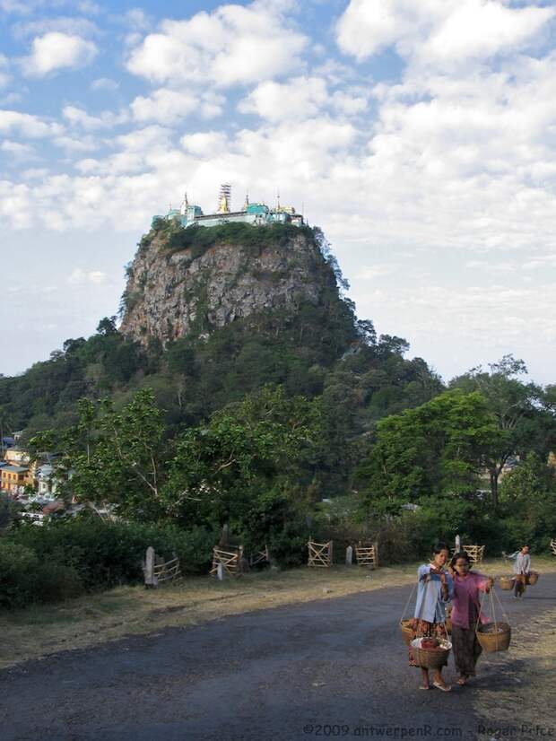 Taung Kalat (Pedestal hill) at Mount Popa