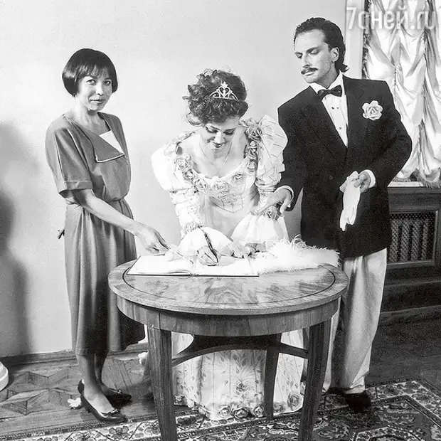 Алла Довлатова: «Жена Нагиева мстила соперницам»