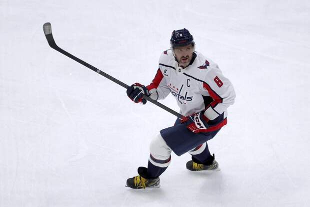 Овечкину осталось 18 шайб до рекорда Гретцки по числу голов с учетом плей-офф