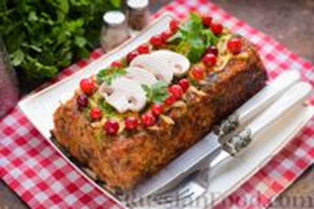 Фото к рецепту: Мясной хлеб-запеканка с овощами, шампиньонами и пшеном