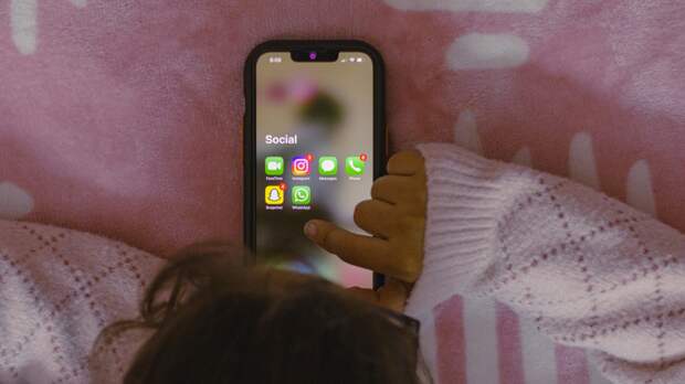 В Казахстане разработали законопроект о запрете детям создавать аккаунты в соцсетях