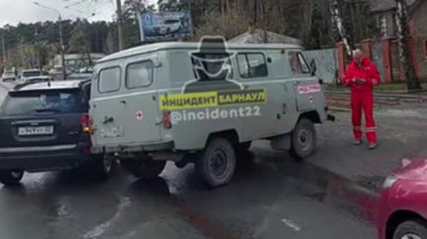ДТП на Змеиногорском тракте / Фото: 