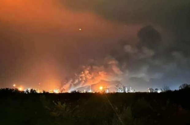 Следом за Румынией на крупнейшем НПЗ Венгрии произошёл пожар