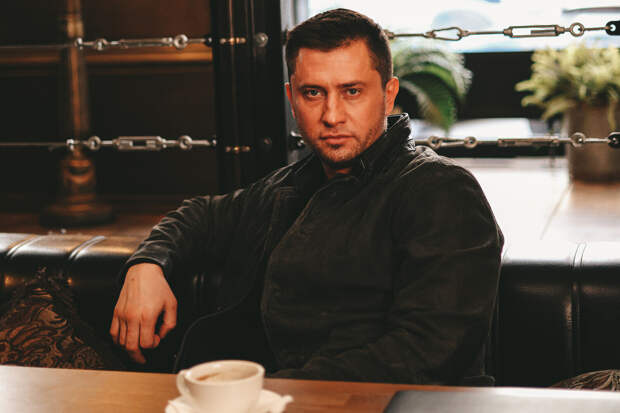 Актер Павел Прилучный признался, что потерял почти всех друзей