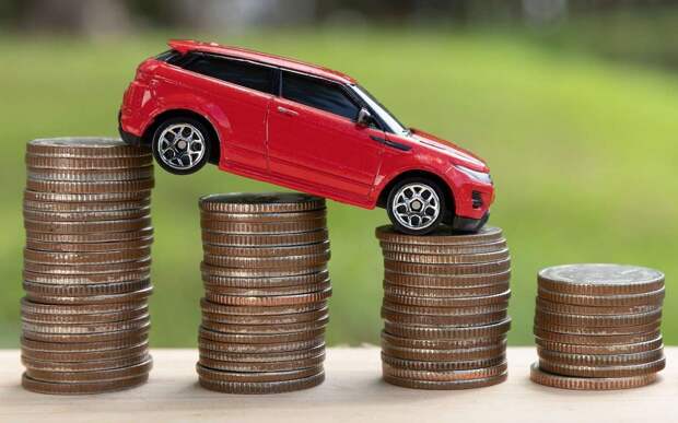 Резко постарел за десять лет: что стало с автопарком в России