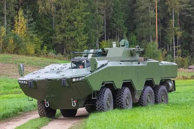 «Высокая мобильность и огневая мощь»: Белорусская армия приняла на вооружение