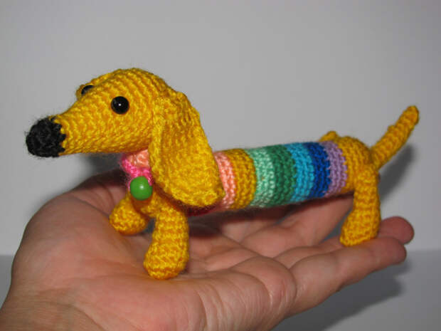 Вязаная собачка крючком Вязаная собачка крючком