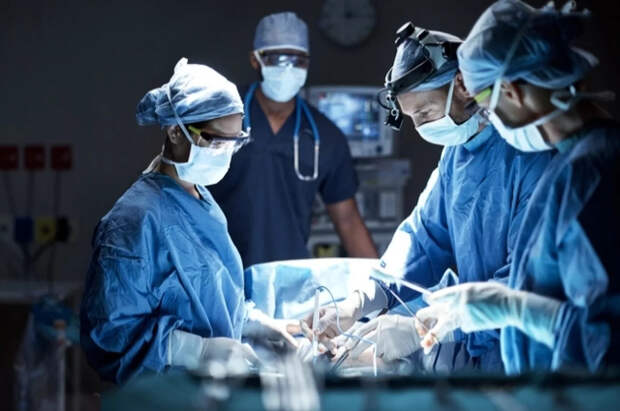 В Кузбассе врачи запустили сердце пациентки через 71 минуту после остановки