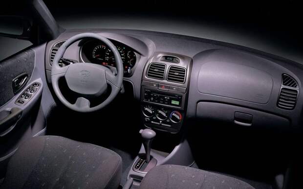 Надежный мотор и классический автомат – достойная иномарка всего за 250 тысяч