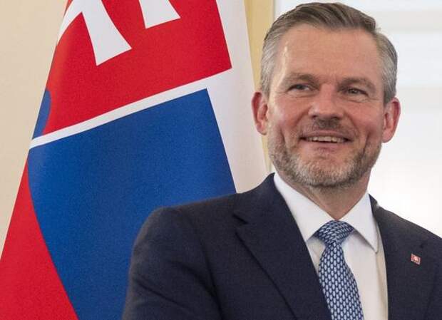 Пеллегрини: Словакия и далее не будет оказывать военную поддержку Украине