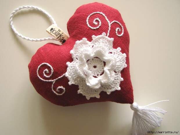 Текстильные сердечки. Большая коллекция очень красивых валентинок (55) (700x525, 179Kb)