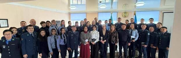 В Караганде полицейских обучают гендерному равенству и психологической устойчивости