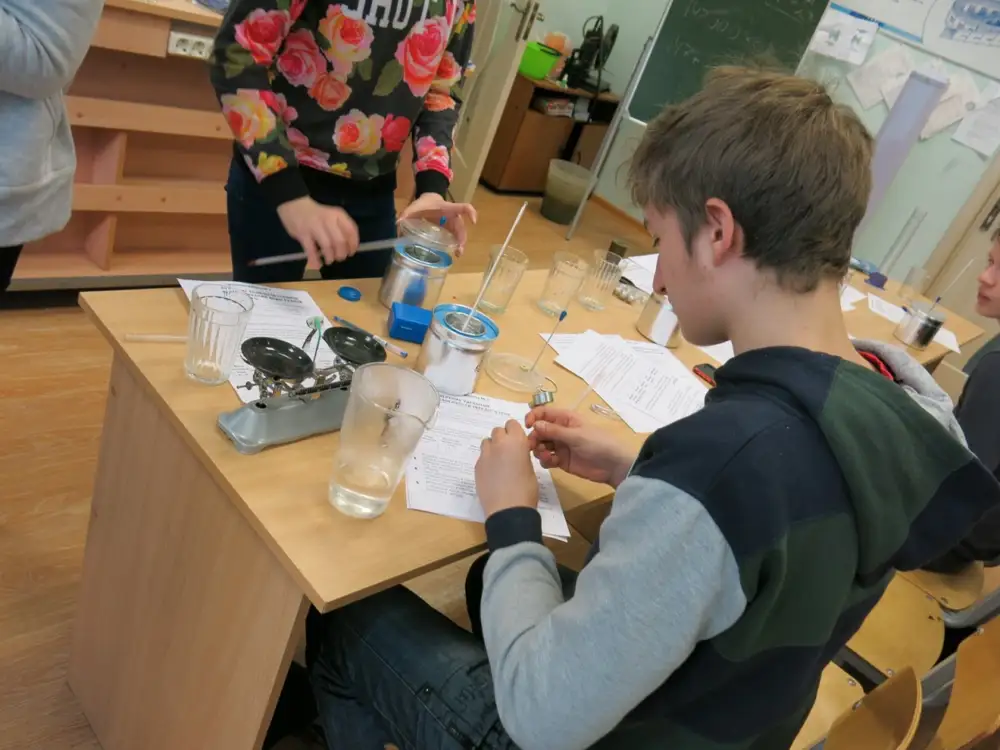 Преподаватель курсов. Сош москвы вакансии. Молодые педагоги. Мфти курсы для школьников. Сош москвы вакансии.