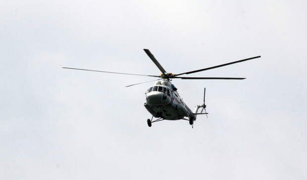 Омичей испугали военные вертолеты в небе над городом