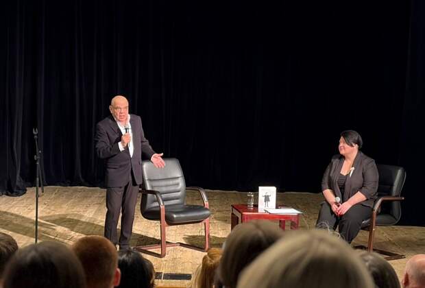 Константин Райкин представил свою книгу в Ясной Поляне