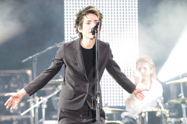 Земфира* приостановила карьеру и уехала в Лондон