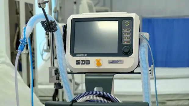 Гаркалина подключили к аппарату ИВЛ