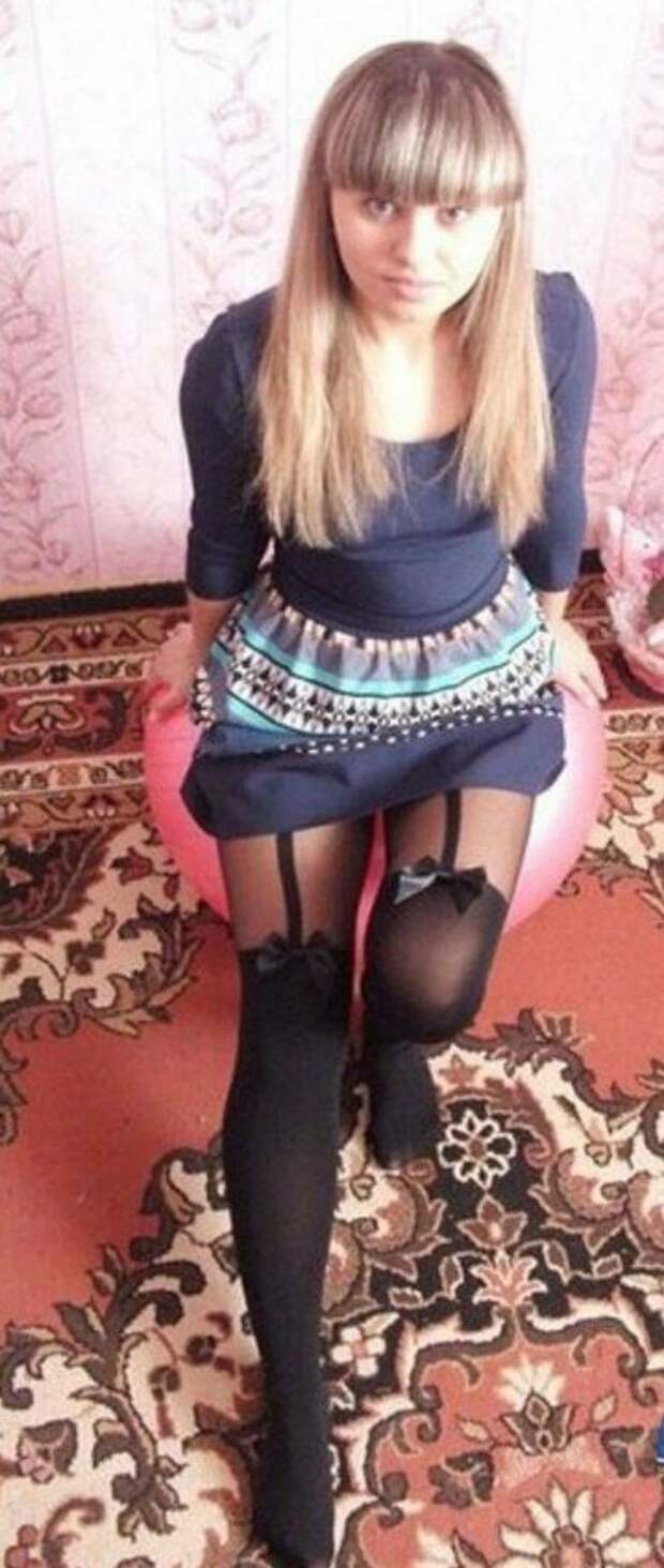Домашние принцессы на фоне ковров, которые могут соблазнить любого мужчину