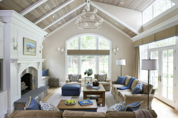 Чем выше - тем лучше. /Фото: houzz.ru. Чем выше - тем лучше. /Фото: houzz.ru.