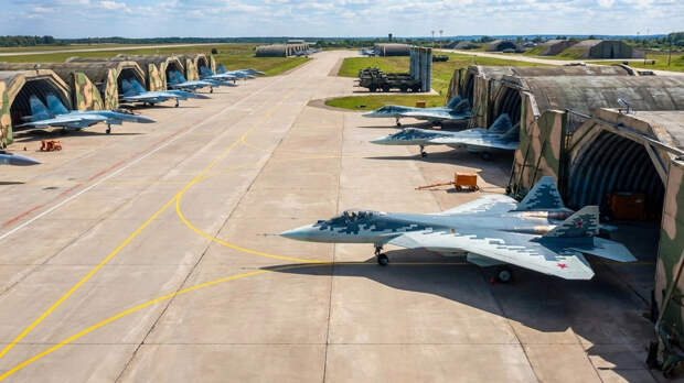 "Петров и Боширов на минималках": Как русские туристки в США случайно оказались на военной базе