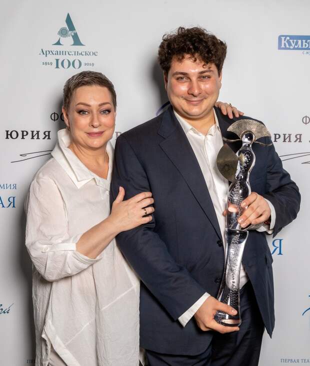 Конец сезона: Екатерина Гусева, Мария Аронова и Юрий Стоянов