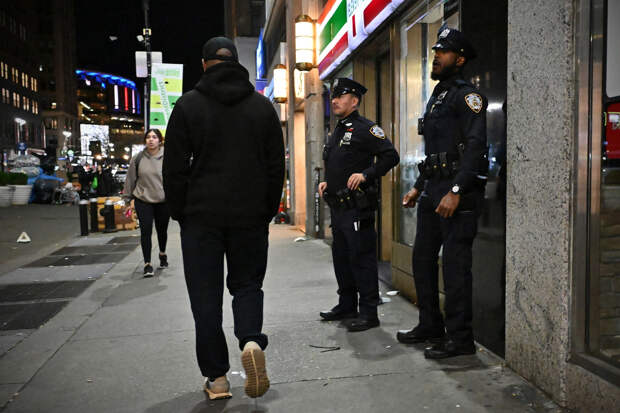 Парень попытался быть загадочным на первом свидании и столкнулся с полицейскими