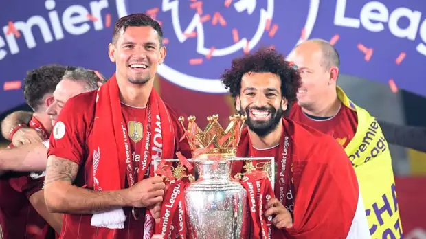 Ловрен позвонил Салаху из Санкт-Петербурга и рассказал о медведе в аэропорту