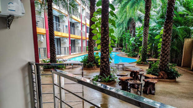 Baza: россияне в отеле MBC Condotel на Пхукете могли отравиться грязным льдом