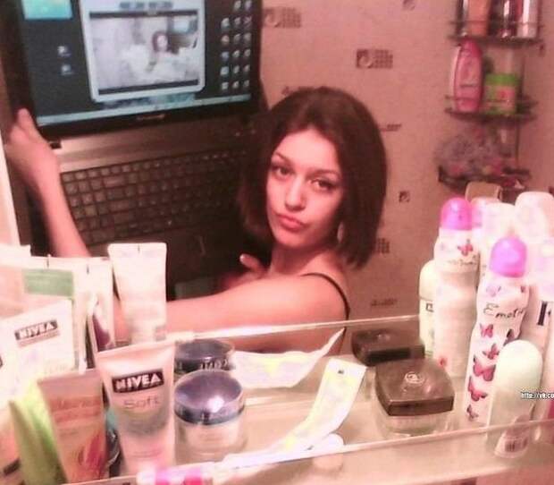 И не важно, на какой девайс сделана фотография И не важно, на какой девайс сделана фотография женская логика, женщины, логика, прикол, юмор