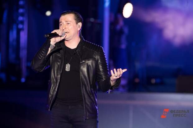 Сергей Безруков потребовал компенсацию в полмиллиона рублей за продажу масок с его лицом