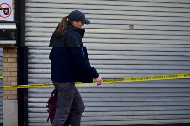 Здание ФБР в Сиэтле захватила вооружённая автоматом женщина