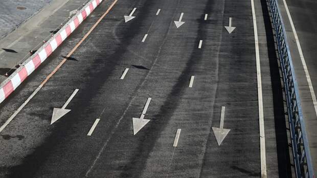 В Кузбассе из-за частичного обрушения полотна ограничили движение на трассе