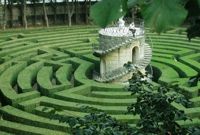 Лабиринт возле дворца Villa Pisani, из которого Наполеон не смог найти выход (Италия). | Фото: doleplantation.com.