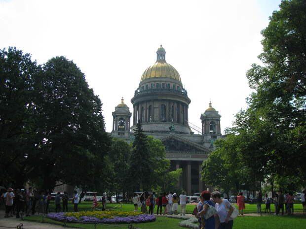 10 июня - плодотворный день в истории Петербурга