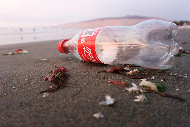 Coca-Cola в США перешла на тару из переработанного пластика