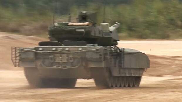В РФ задумались о создании на базе «Арматы» новой машины поддержки танков