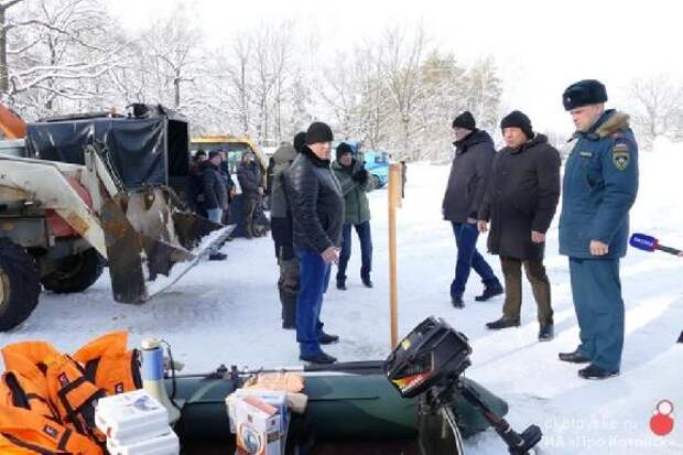 В Котовске прошел смотр готовности сил и средств городских служб к паводку и пожароопасному сезону