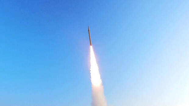 Иран начал новую ракетную атаку на американские авиабазы