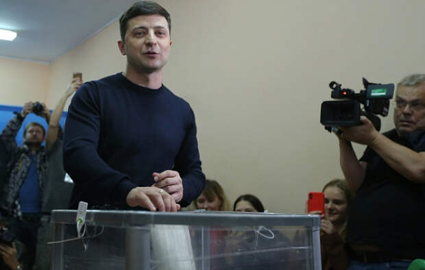 Зеленский не пришел на дебаты с Порошенко