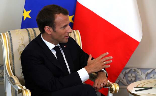 Президент Франции отказался признавать Россию спонсором терроризма