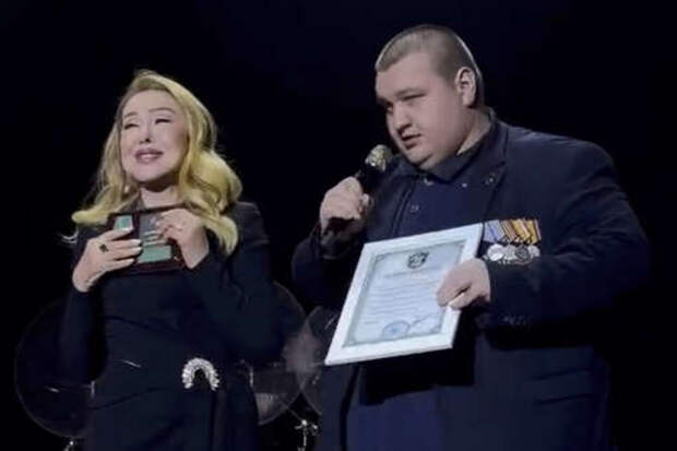 «Свита Короля»: певица Любовь Успенская чуть не потеряла медаль «За помощь фронту»