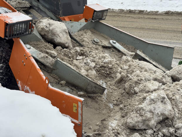 В Туле будут отправлять на штрафстоянку машины, которые мешают чистить снег