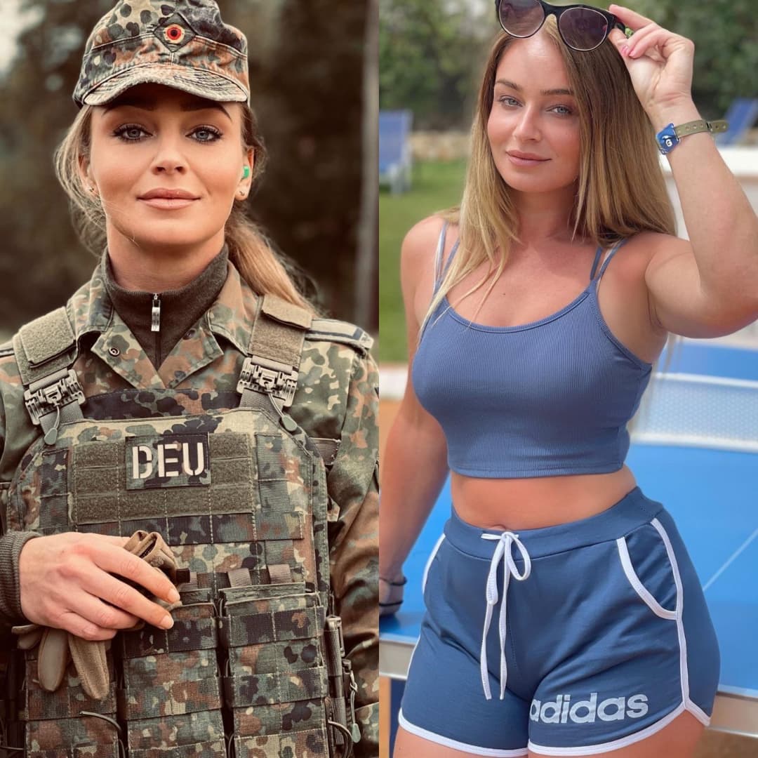 Красивые девушки в униформе и без неё