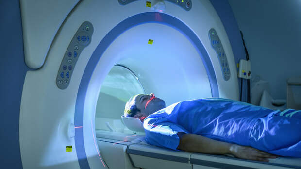 Рентгенолог назвала неопасным долгое нахождение в аппарате МРТ