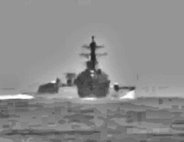 Китайский военный корабль дважды опасно сблизился с американским эсминцем в Тайваньском проливе