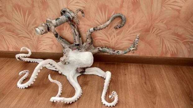 Лампа в виде осьминога из папье-маше своими руками