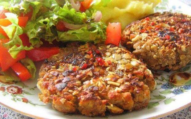 Картинки по запросу Гречнево-куриные котлеты
