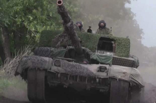 Танкисты на Т-90М «Прорыв» ликвидировали группу ВСУ во время ротации в ЛНР