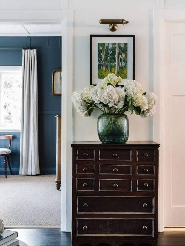 Жизнь часто забрасывает нас довольно далеко от тех мест, где мы родились и провели своё детство.-7-5